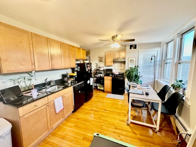 2 bed, 1 bath apartment for rent at 28 Fleet Unit 34F, North End — photo 3 of 12