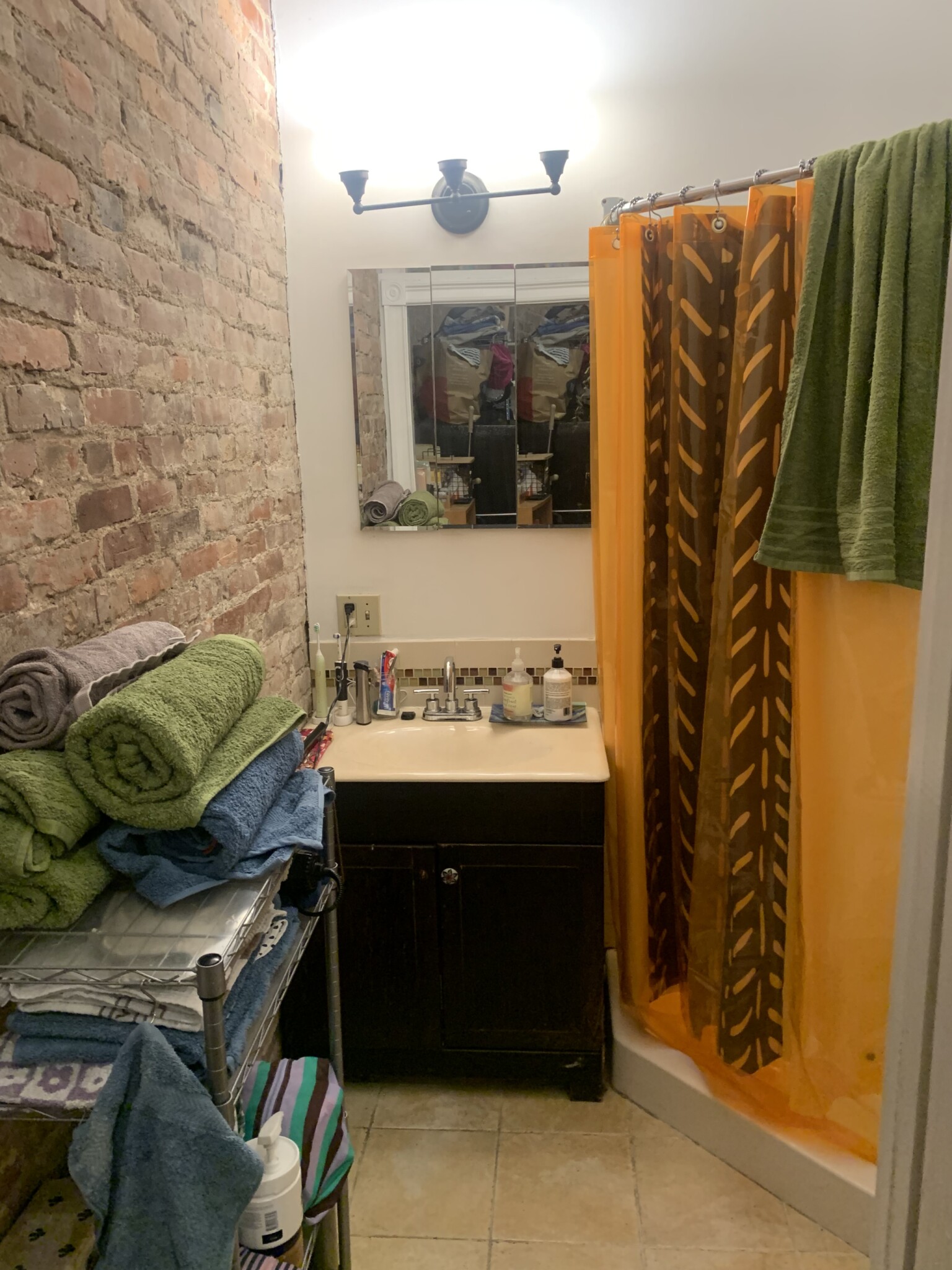 1 bed, 1 bath apartment for rent at 91 Pleasant St Unit 1, Cambridgeport — photo 5 of 6