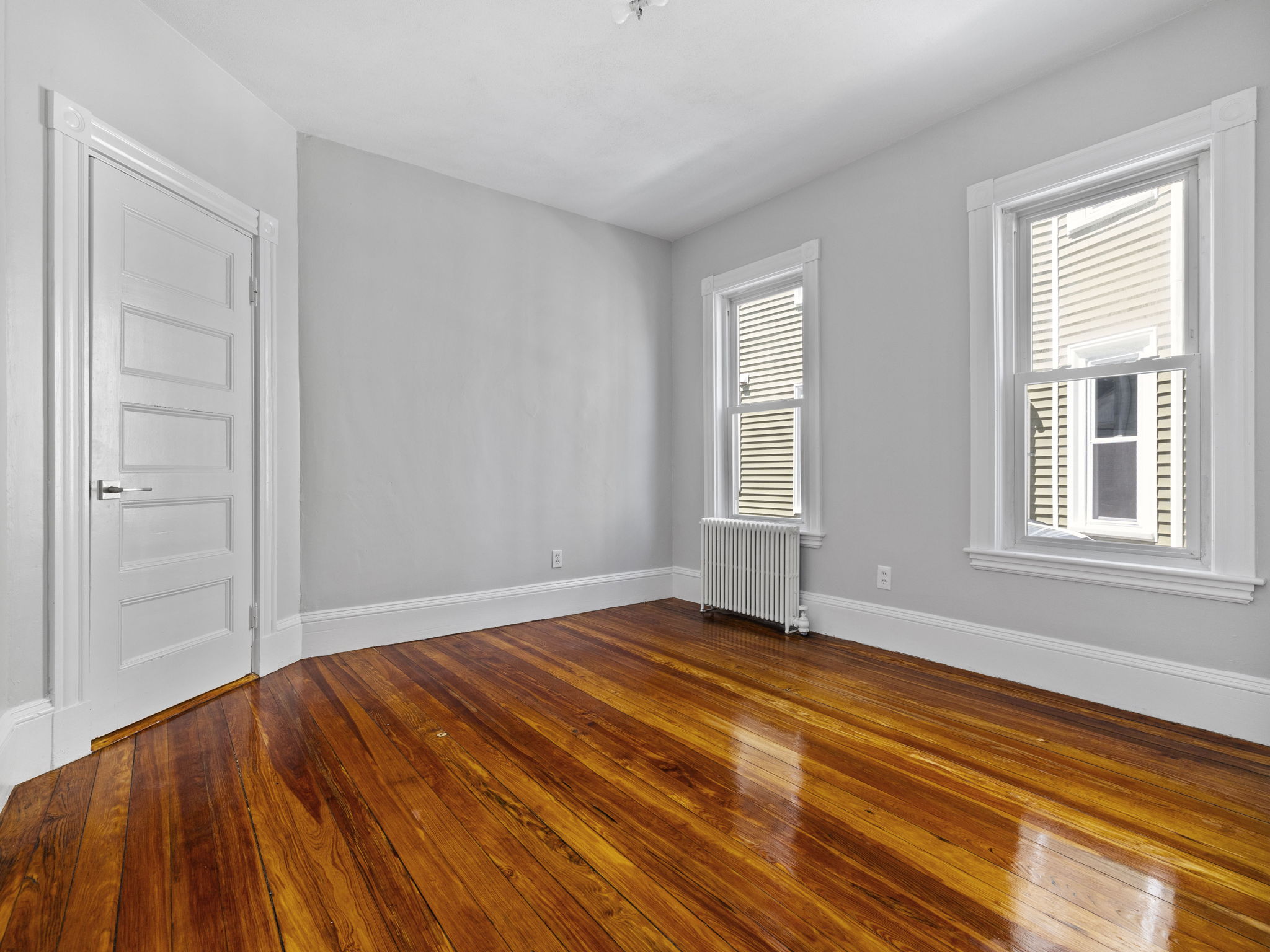 6 bed, 3 bath apartment for rent at 344 Summer St Unit 2R, Davis Square — photo 5 of 9