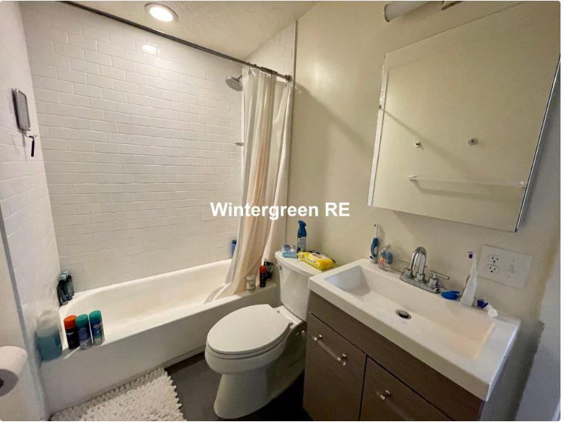 3 bed, 1 bath apartment for rent at 523 3rd St Unit 1F, South Boston — photo 4 of 6