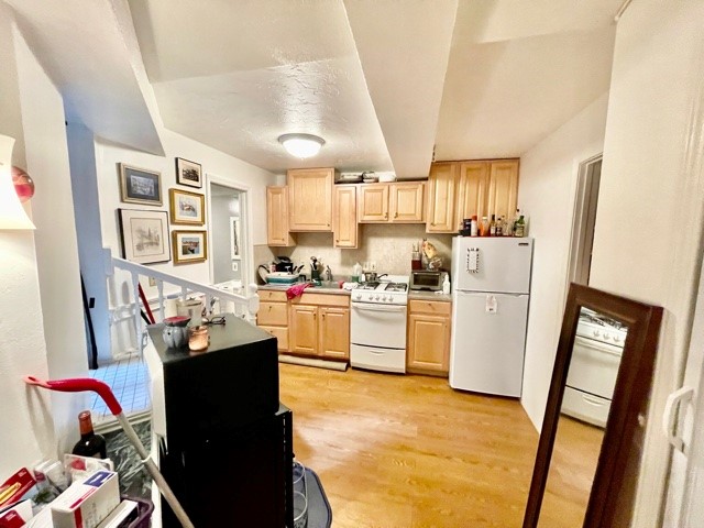 1 bed, 1 bath apartment for rent at 50 North Margin St Unit B, North End — photo 5 of 13