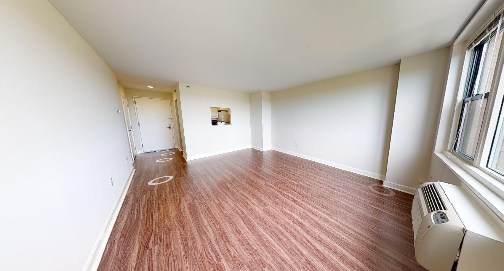 3 bed, 1.5 bath apartment for rent at 700 Huron Ave Unit 19C, Strawberry Hill — photo 9 of 13