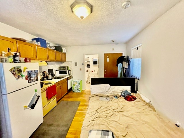 Studio bed, 1 bath apartment for rent at 59 Salem St Unit 3, North End — photo 5 of 7
