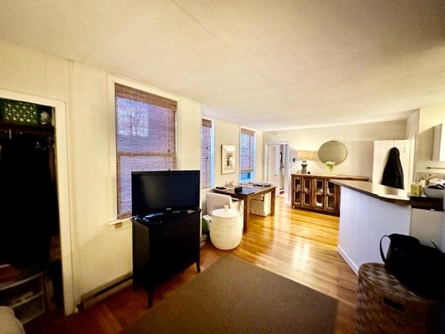 37 Tileston St, North End