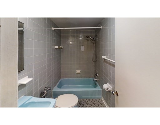 1 bed, 1 bath apartment for rent at 100 Lanark Rd Unit 8, Brighton — photo 12 of 21