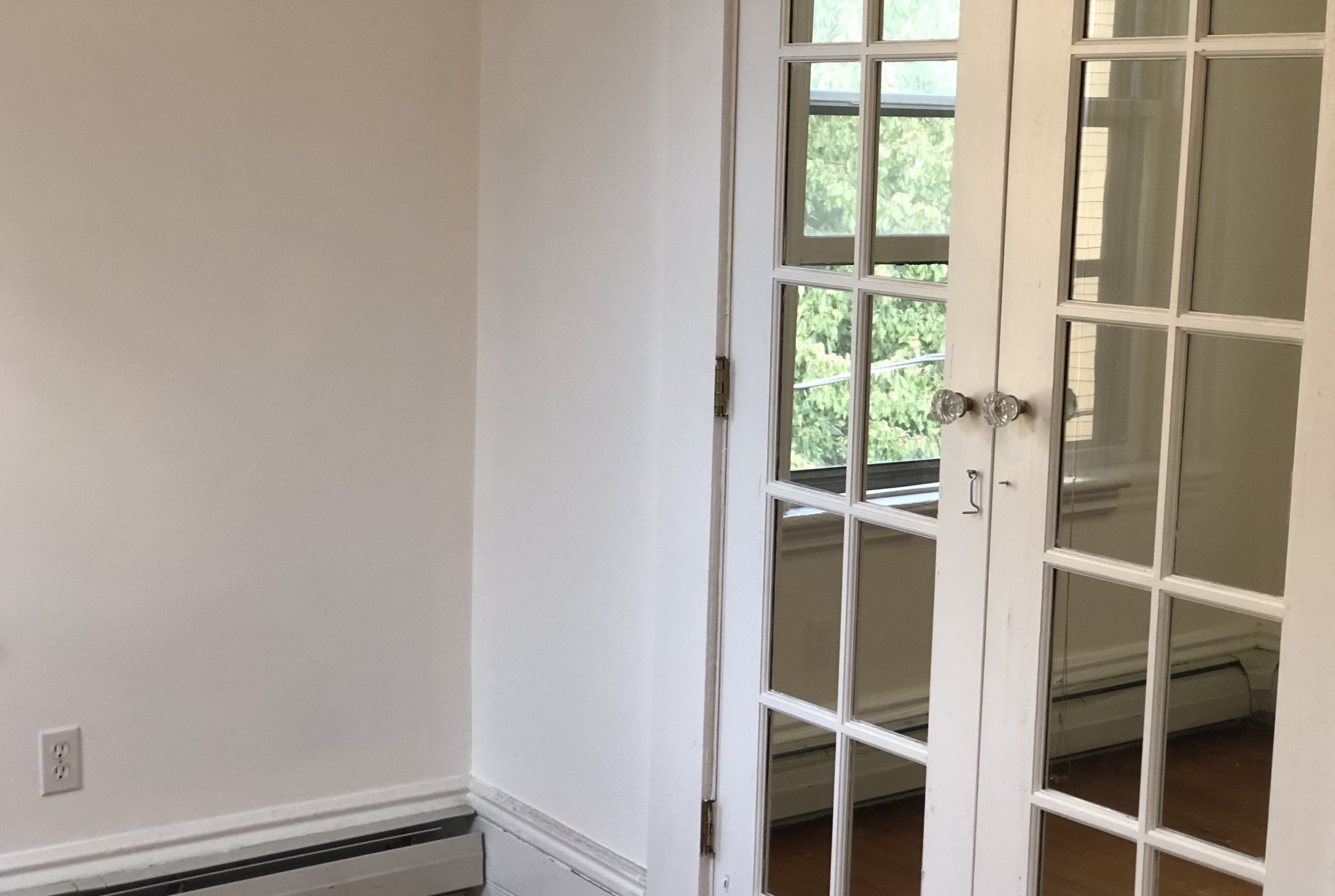 2 bed, 1 bath apartment for rent at 1 Ashburton Pl Unit 2, The Port — photo 4 of 11