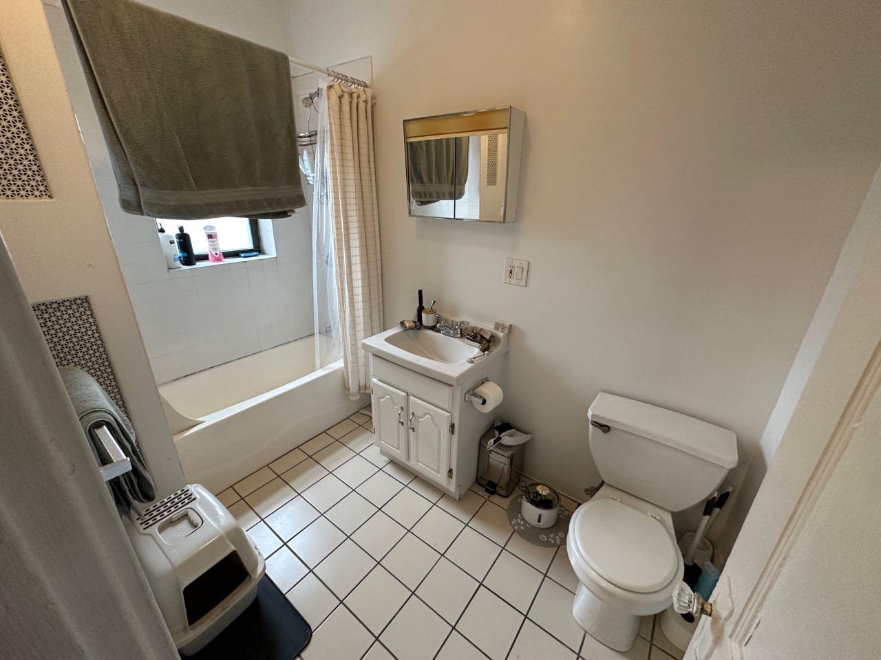 Studio bed, 1 bath apartment for rent at 1127 Commonwealth Ave Unit 30, Allston — photo 5 of 5