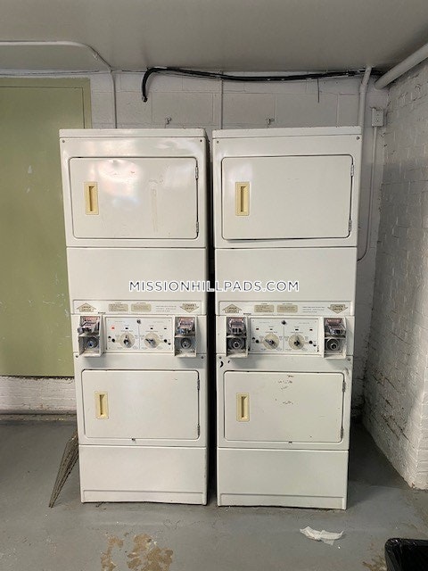 46 South Huntington Ave, Mission Hill