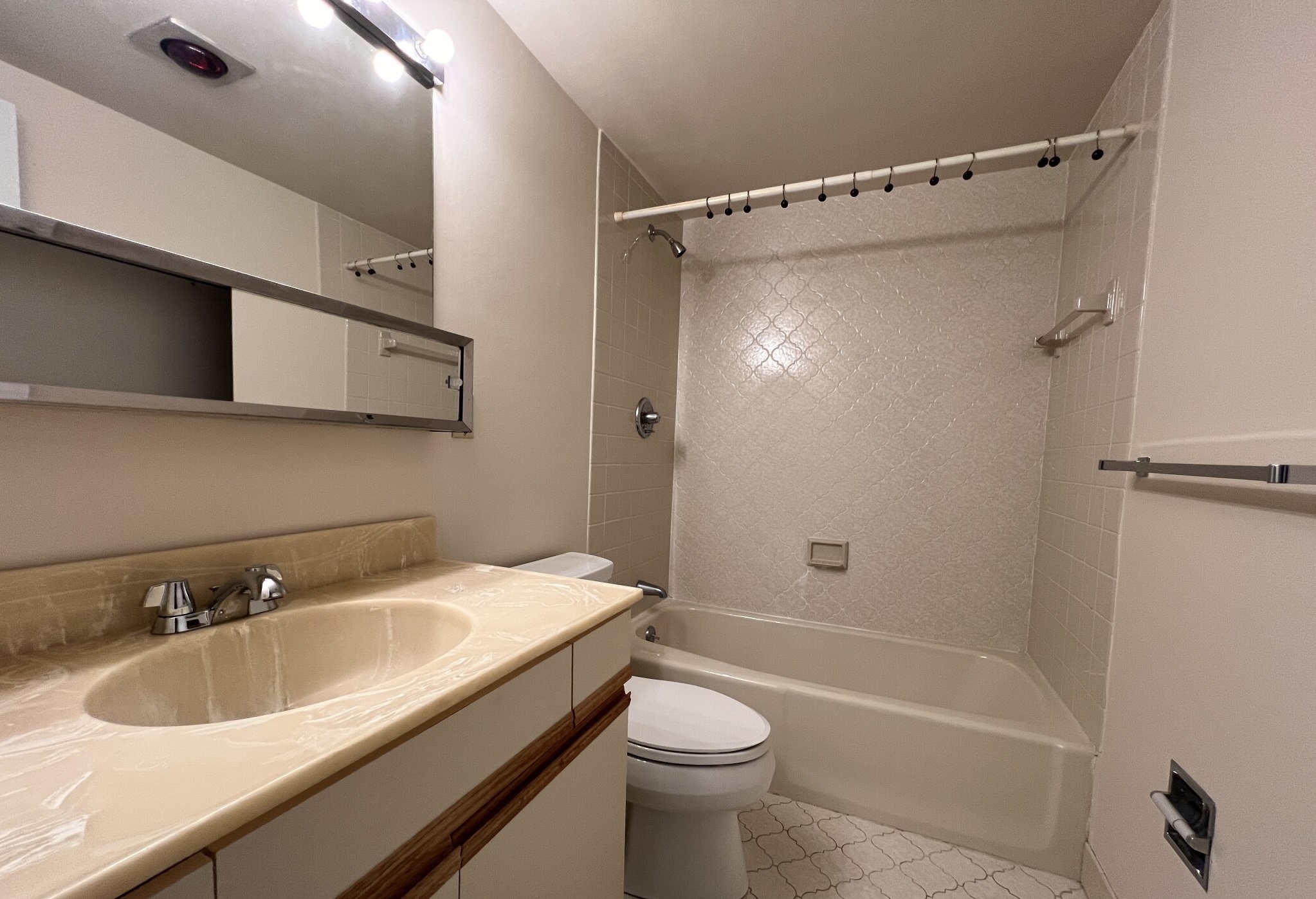 2 bed, 2 bath apartment for rent at 131 Coolidge Ave Unit 528T, Watertown — photo 10 of 19