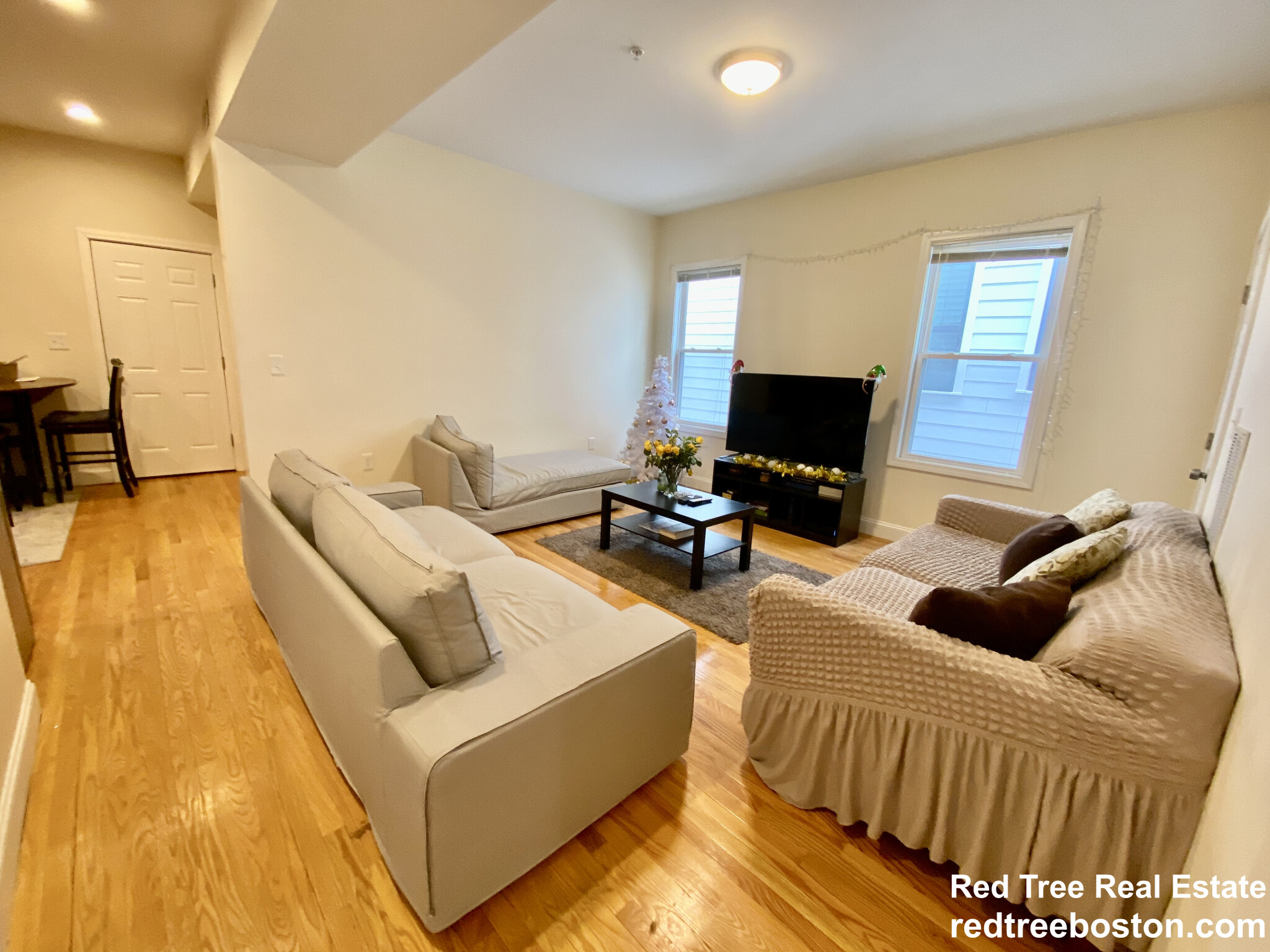 3 bed, 1 bath apartment for rent at 3235 Washington St Unit 1, Jamaica Plain — photo 4 of 30