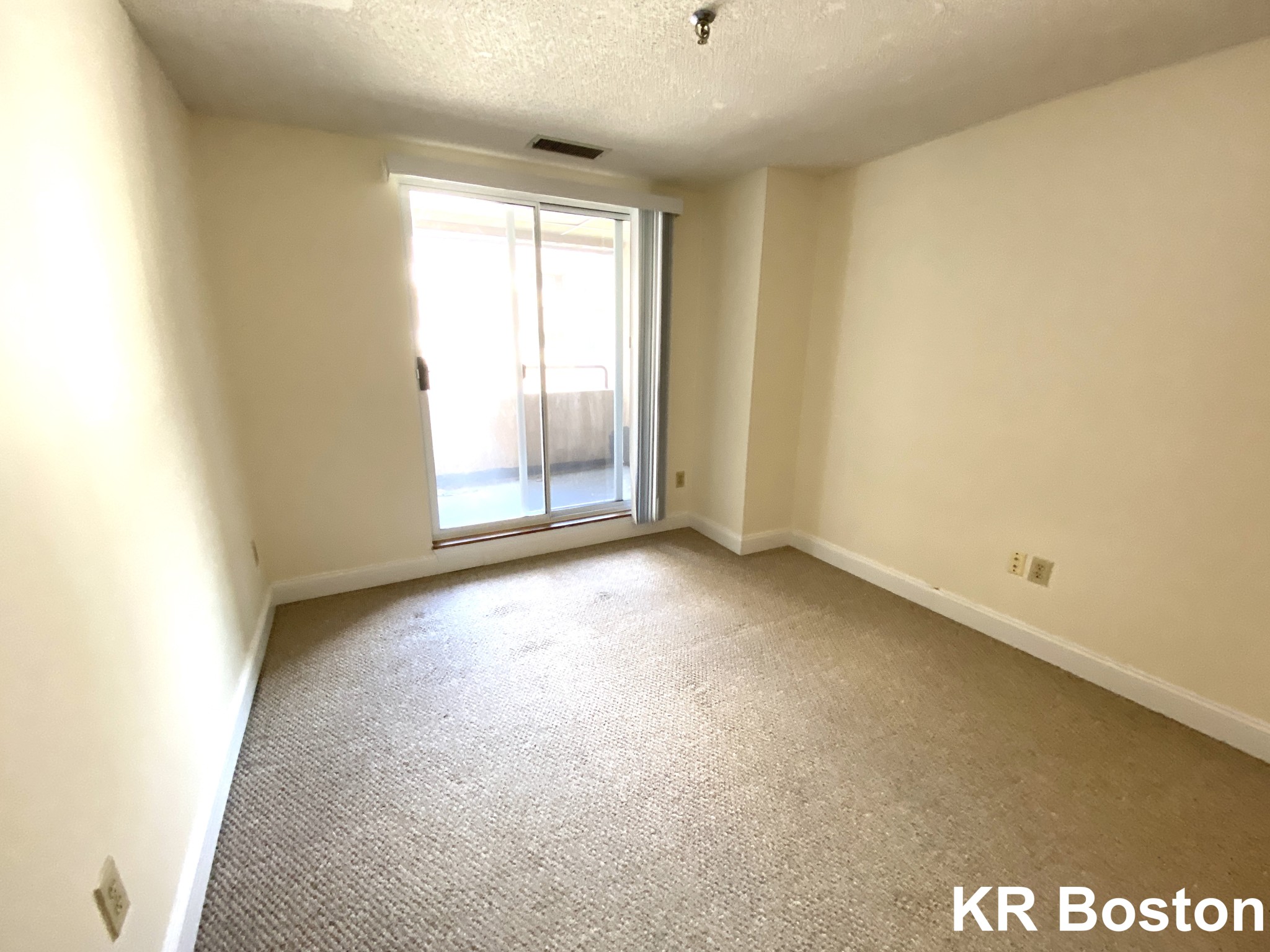 2 bed, 2 bath apartment for rent at 172 Naples Unit 347, Allston — photo 8 of 9