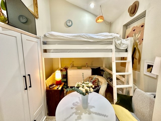 Studio bed, 1 bath apartment for rent at 419 Hanover St Unit 1, North End — photo 5 of 9