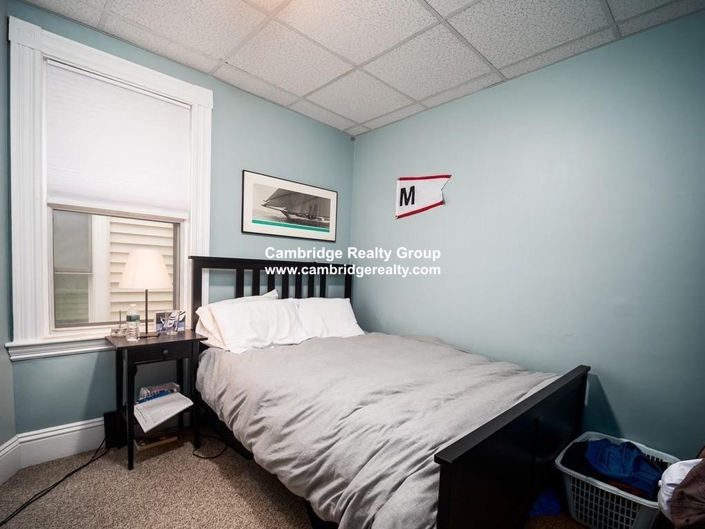 2 bed, 1 bath apartment for rent at 11 Eliot St Unit 1, Spring Hill — photo 5 of 14