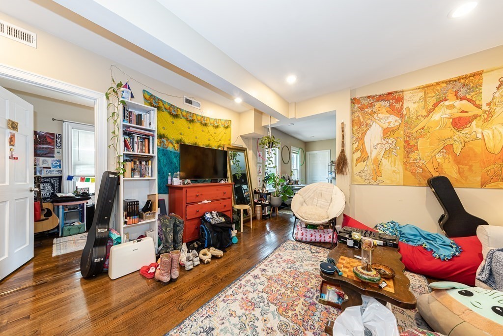 3 bed, 1 bath apartment for rent at 1566 Tremont St Unit 3, Mission Hill — photo 5 of 22