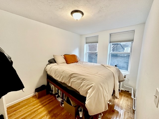 2 split bed, 1 bath apartment for rent at 220 Hanover St Unit 5r, North End — photo 5 of 9