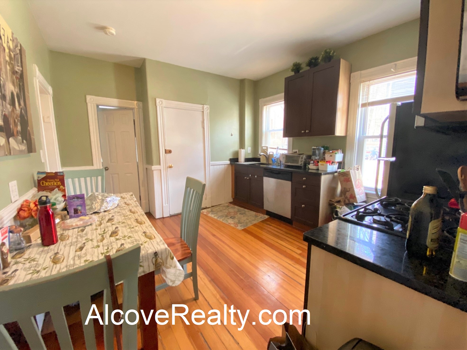 3 bed, 1.5 bath apartment for rent at 68 Richdale Ave Unit 2, Porter Square — photo 5 of 12