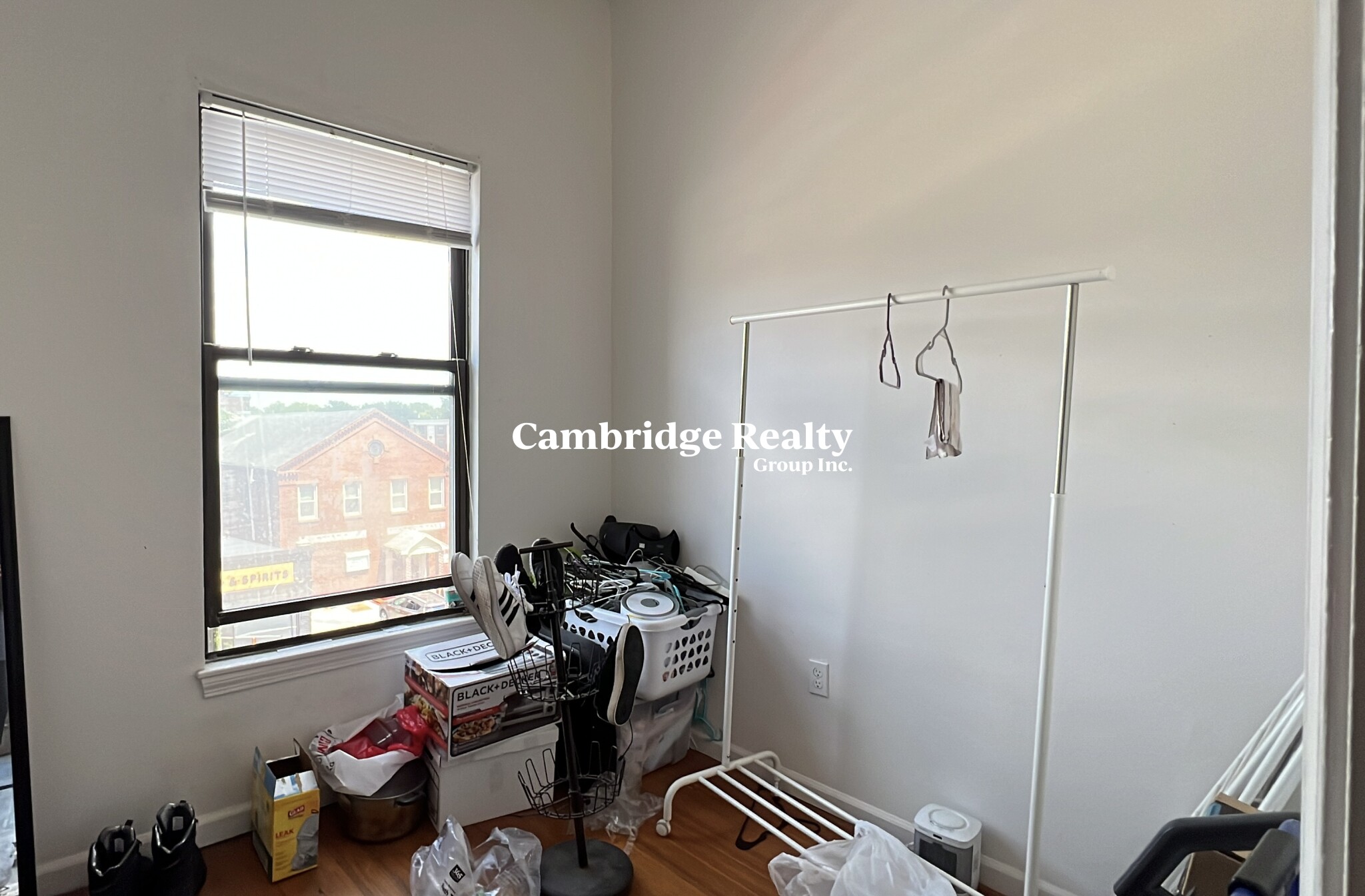 2 bed, 1 bath apartment for rent at 796 Main St Unit 784-5T, The Port — photo 3 of 9