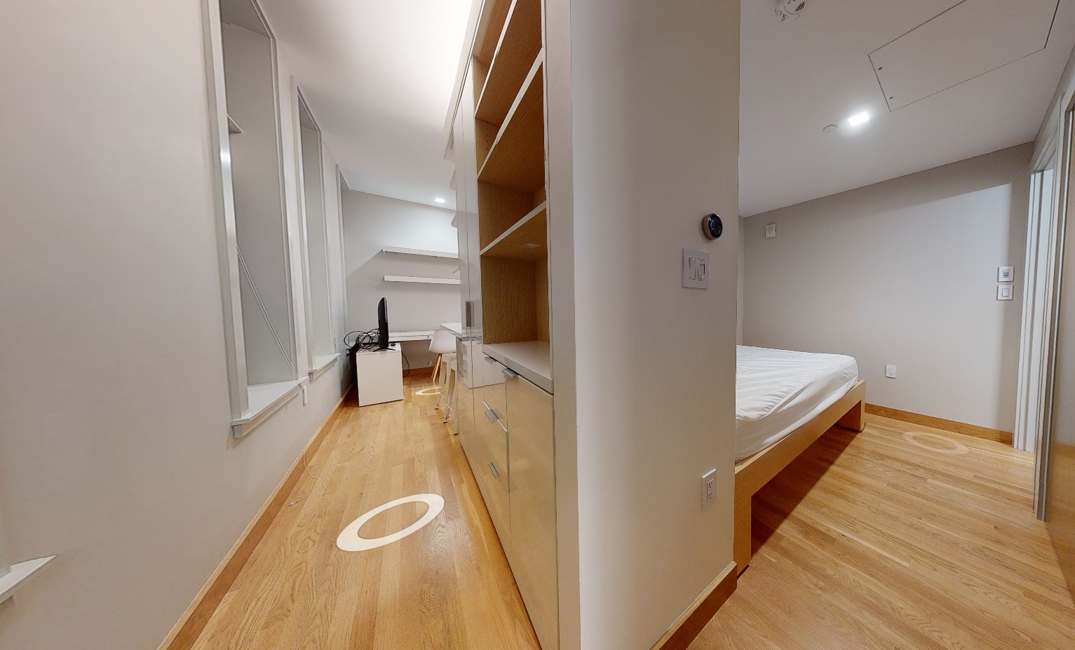1 bed, 1 bath apartment for rent at 115 Mount Auburn St Unit 22, Harvard Square — photo 5 of 9