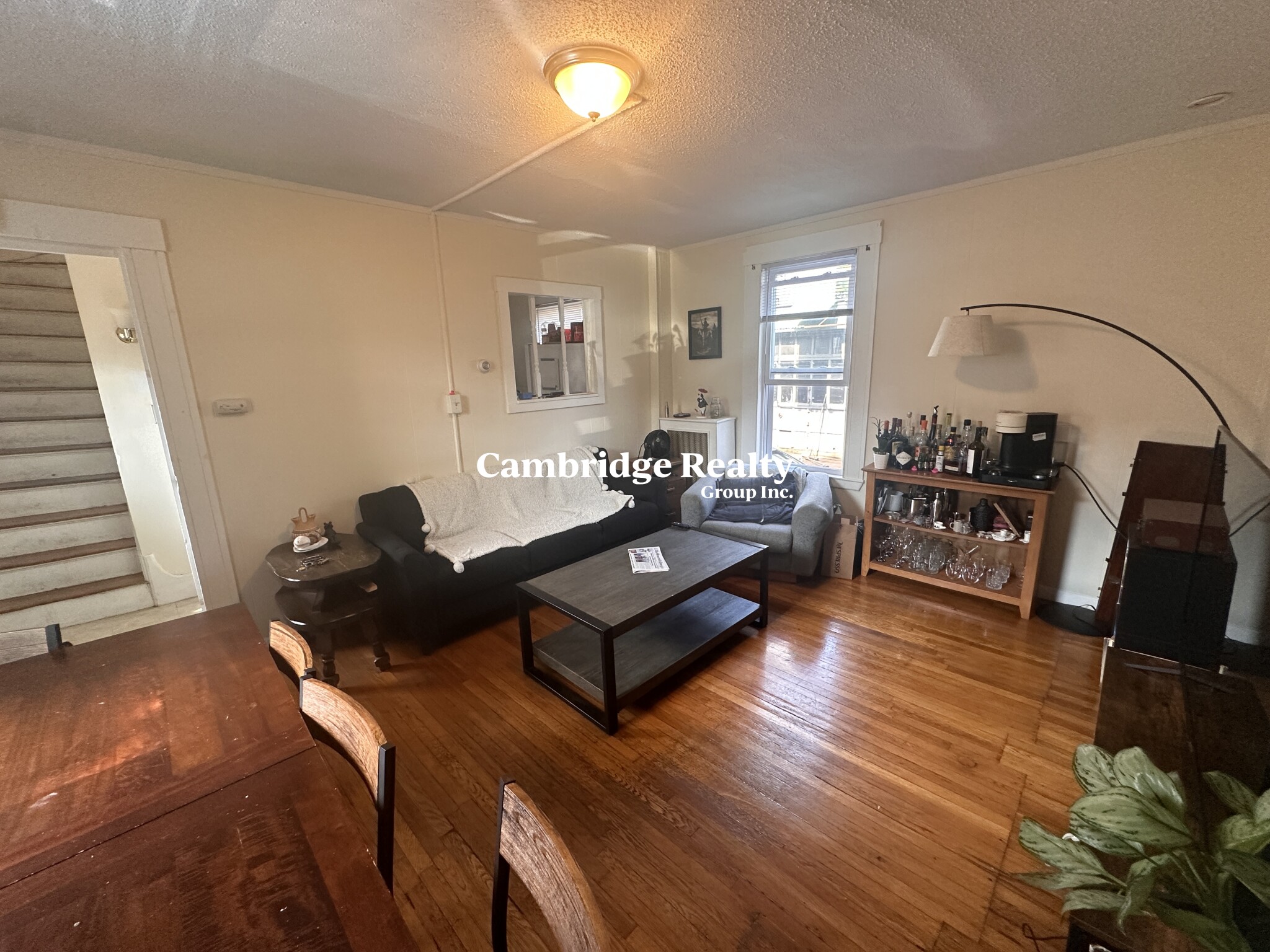 2.5 bed, 1 bath apartment for rent at 543 Broadway Unit 1T, South Medford — photo 6 of 27