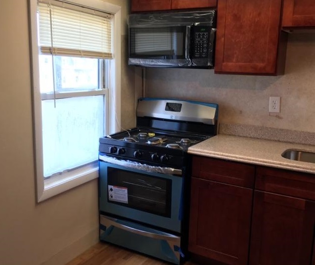 3 bed, 1 bath apartment for rent at 306 Sumner St Unit 3, East Boston — photo 7 of 11