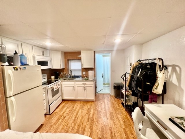 Studio bed, 1 bath apartment for rent at 109 Prince St Unit 1, North End — photo 5 of 7