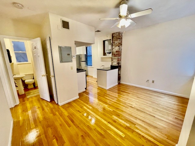 1 bed, 1 bath apartment for rent at 40 Clark St Unit 6, North End — photo 5 of 9
