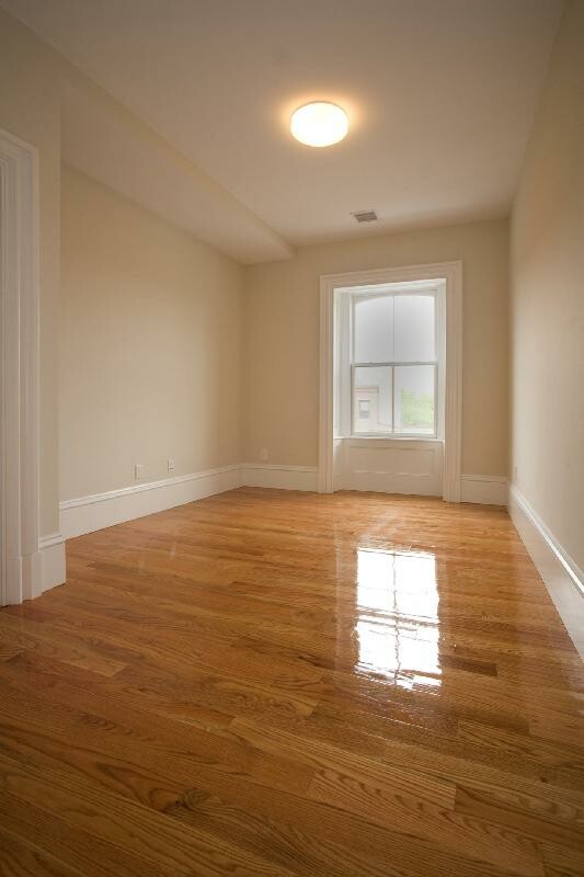 3 bed, 1 bath apartment for rent at 54 E Springfield St Unit 5, South End — photo 2 of 6