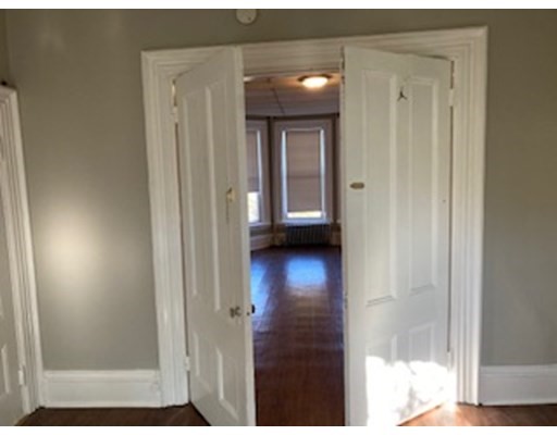 1 bed, 1 bath apartment for rent at 7 Winthrop St Unit 2, Roxbury — photo 12 of 14