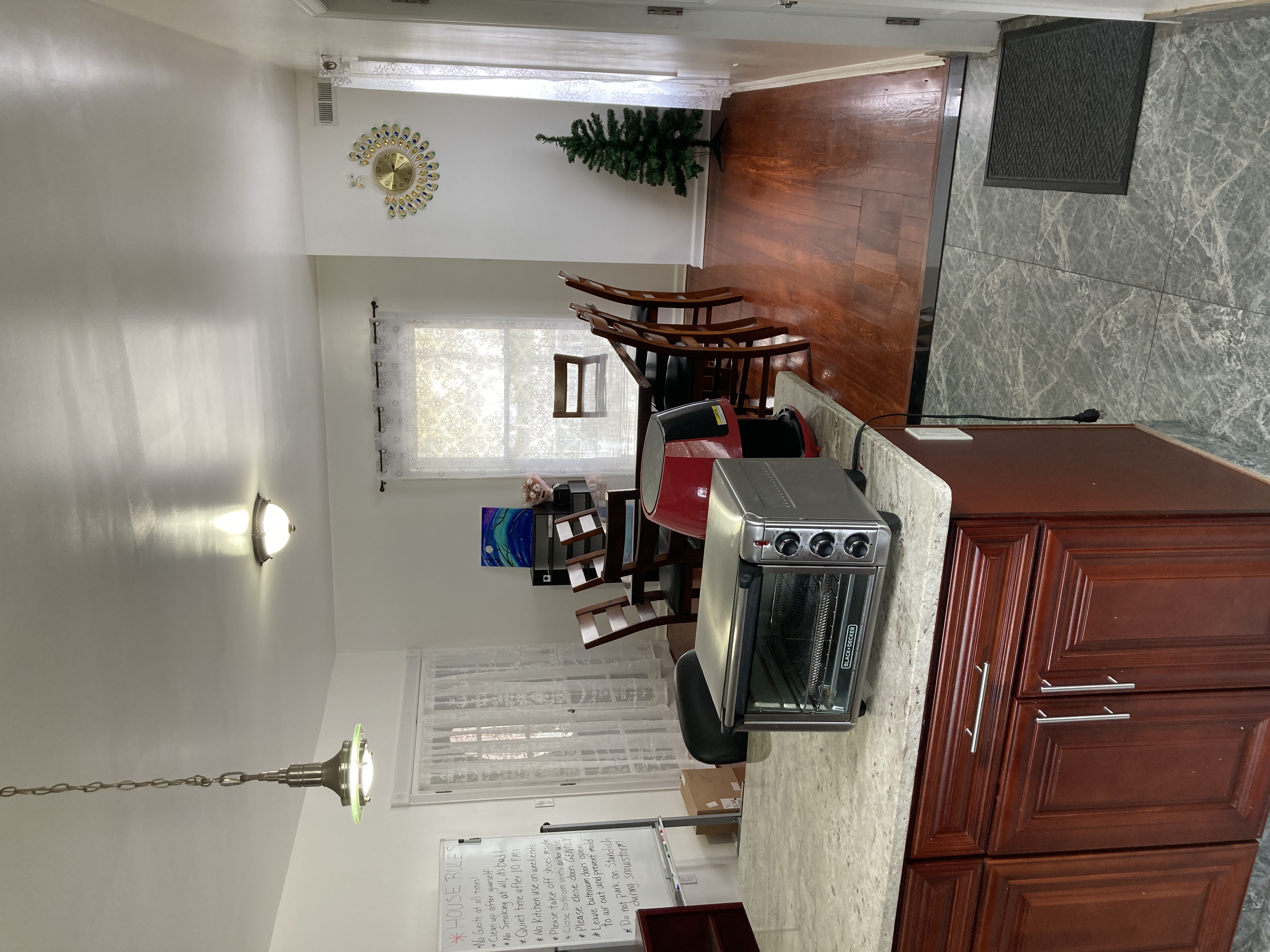 7 bed, 4+ bath apartment for rent at 72 Standish Ave Unit Attic, Quincy — photo 5 of 15