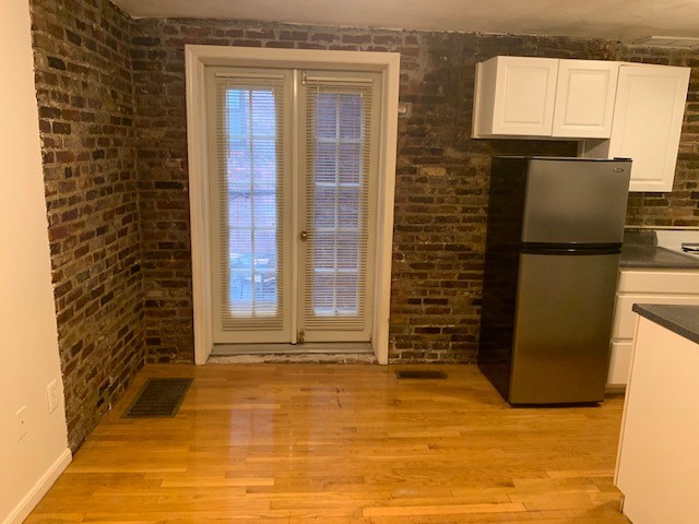 Studio bed, 1 bath apartment for rent at 40 Clark St Unit B, North End — photo 6 of 12