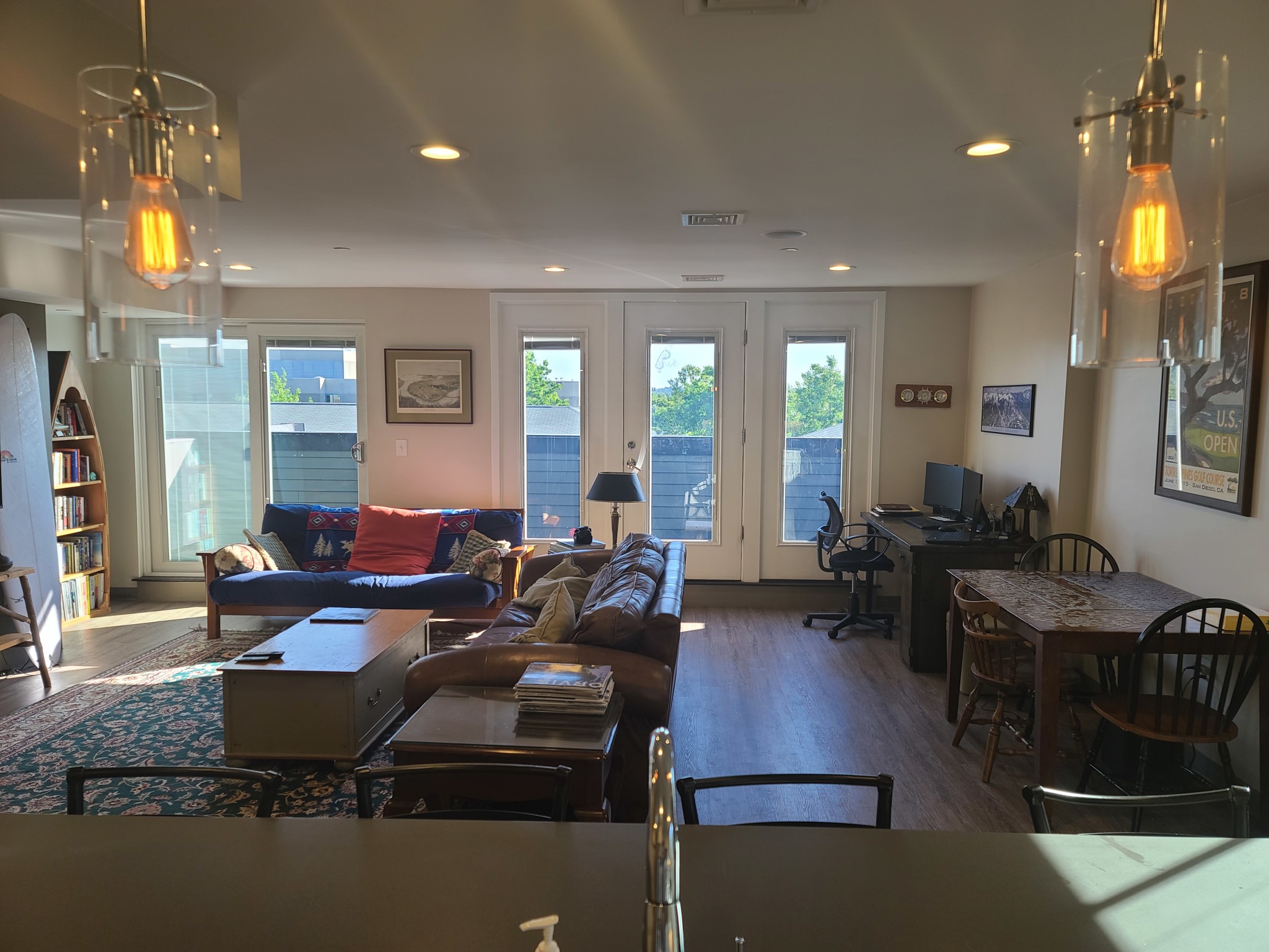 3 bed, 2 bath apartment for rent at 246 West Broadway Unit 3, South Boston — photo 4 of 27
