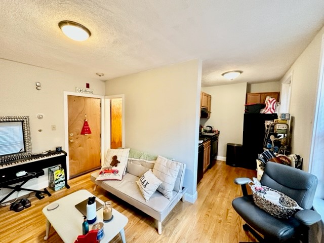 1 bed, 1 bath apartment for rent at 145 Endicott St Unit 2, North End — photo 5 of 13