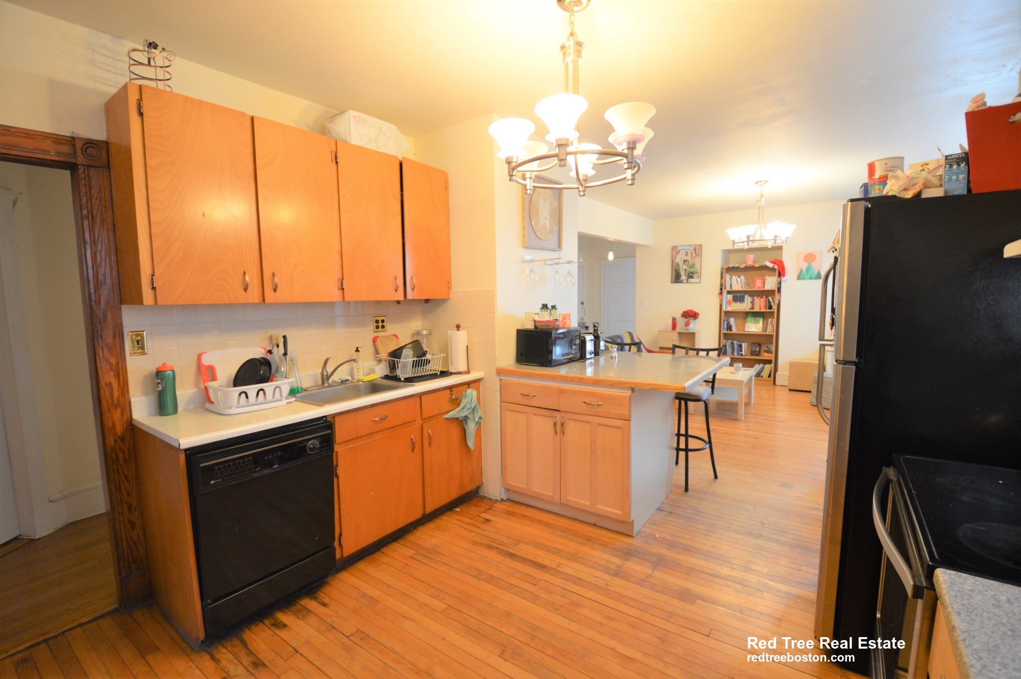 331 Faneuil St, Oak Square