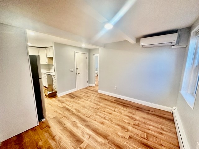 3 bed, 2 bath apartment for rent at 29 Thacher St Unit 3, North End — photo 5 of 20