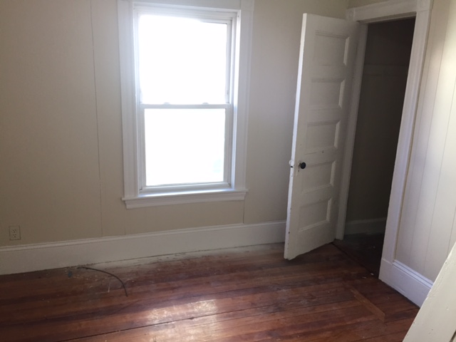 5 bed, 2 bath apartment for rent at 45 Angell St Unit 1, Dorchester — photo 5 of 6