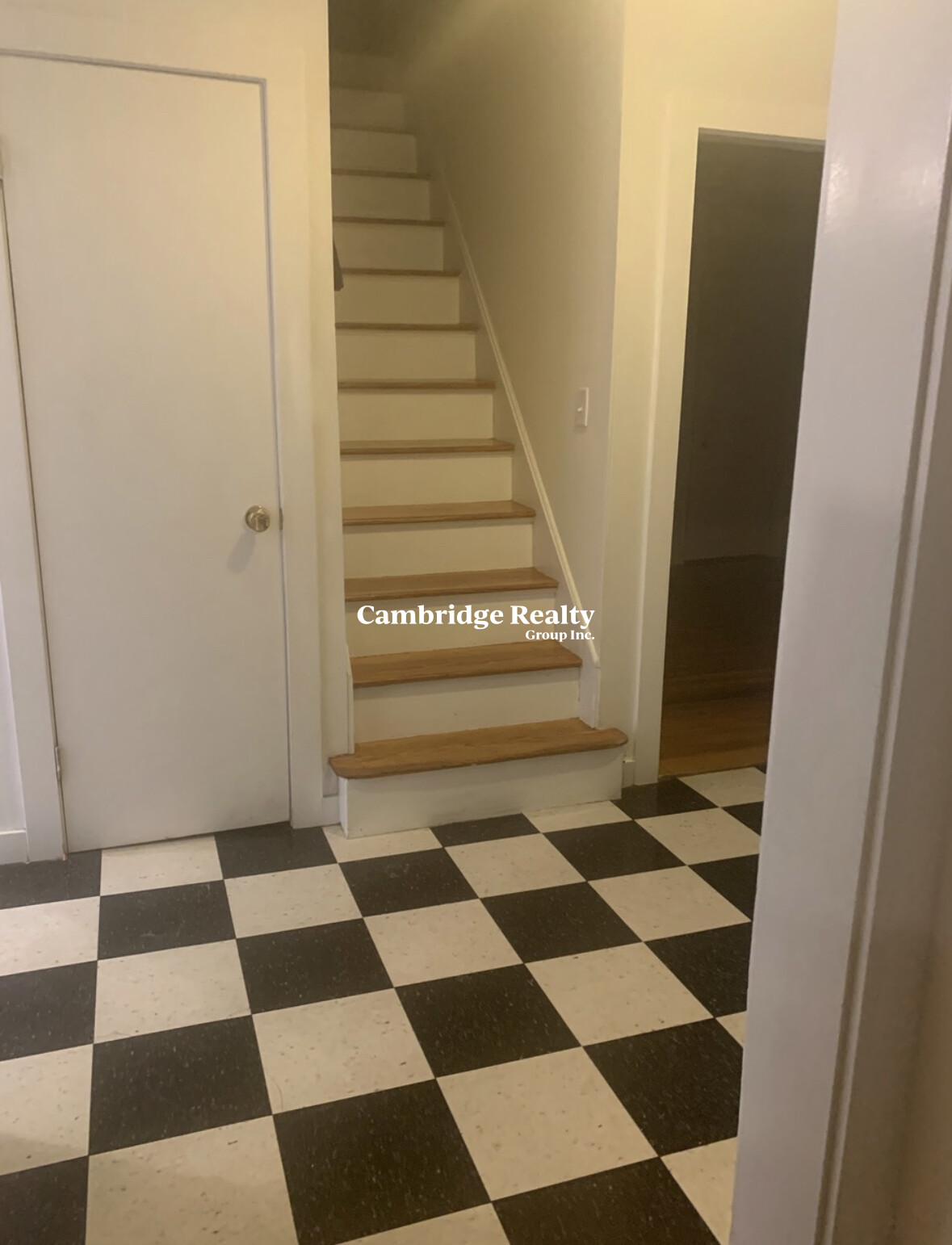 3 bed, 1 bath apartment for rent at 45 Franklin St Unit 1T, East Somerville — photo 5 of 20