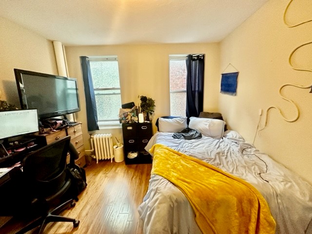 2 split bed, 1 bath apartment for rent at 220 Hanover St Unit 14R, North End — photo 5 of 13