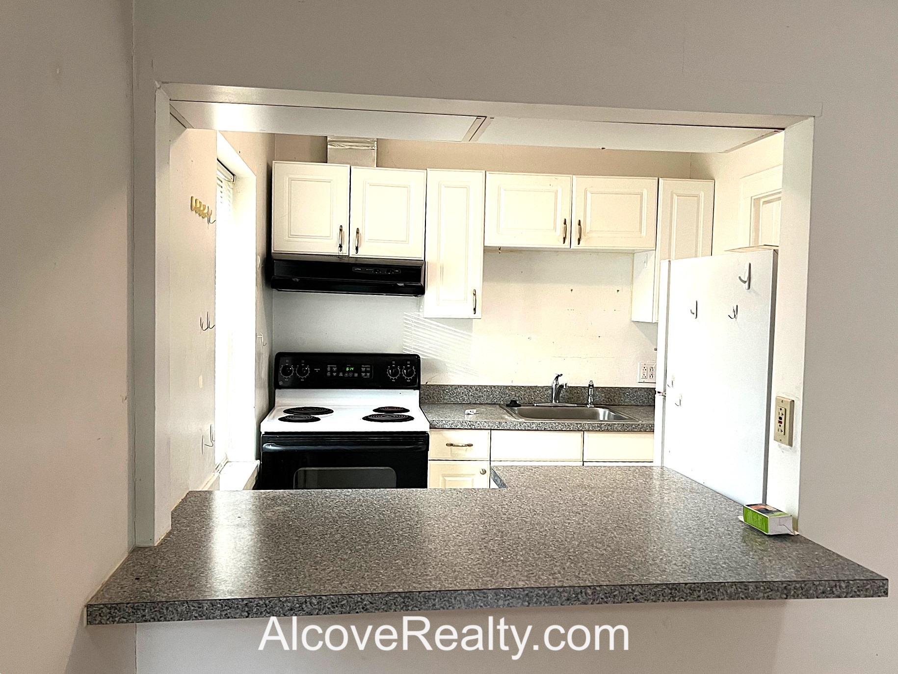 1 bed, 1 bath apartment for rent at 279 Massachusetts Ave Unit 2, Arlington — photo 5 of 10