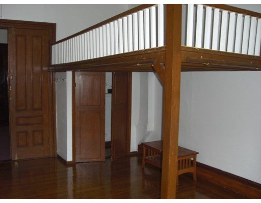 1 bed, 1 bath apartment for rent at 395 Beacon St Unit 7, Back Bay — photo 13 of 14