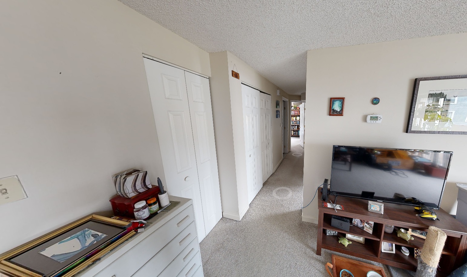 2 bed, 1.5 bath apartment for rent at 16 Elmer St Unit 302T, Riverside — photo 5 of 11