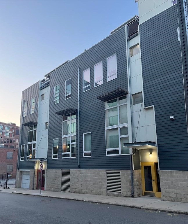 2 bed, 2 bath apartment for rent at 50 Athens St Unit 7, South Boston — photo 1 of 25