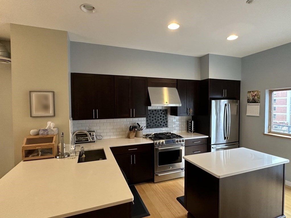 2 bed, 2 bath apartment for rent at 50 Athens St Unit 7, South Boston — photo 3 of 25