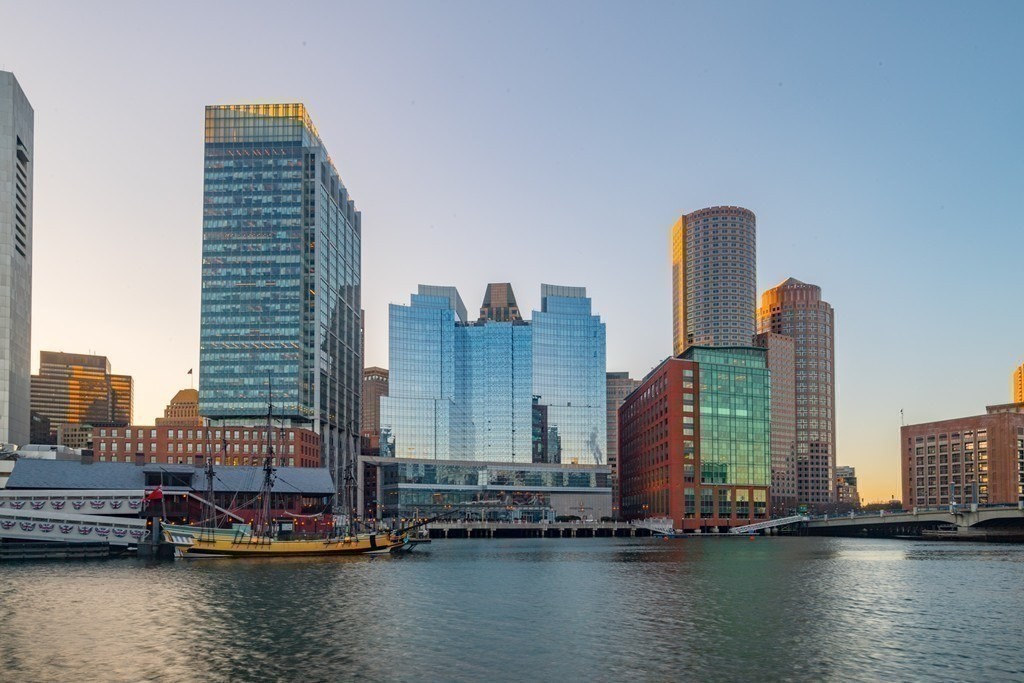 500 Atlantic Ave, Downtown