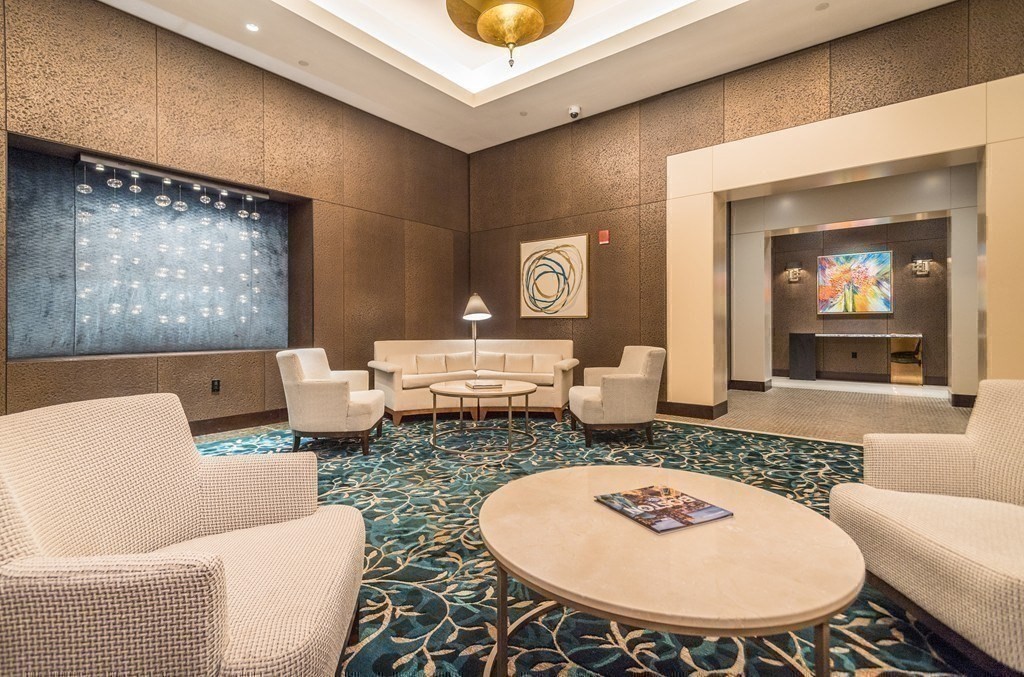 500 Atlantic Ave, Downtown