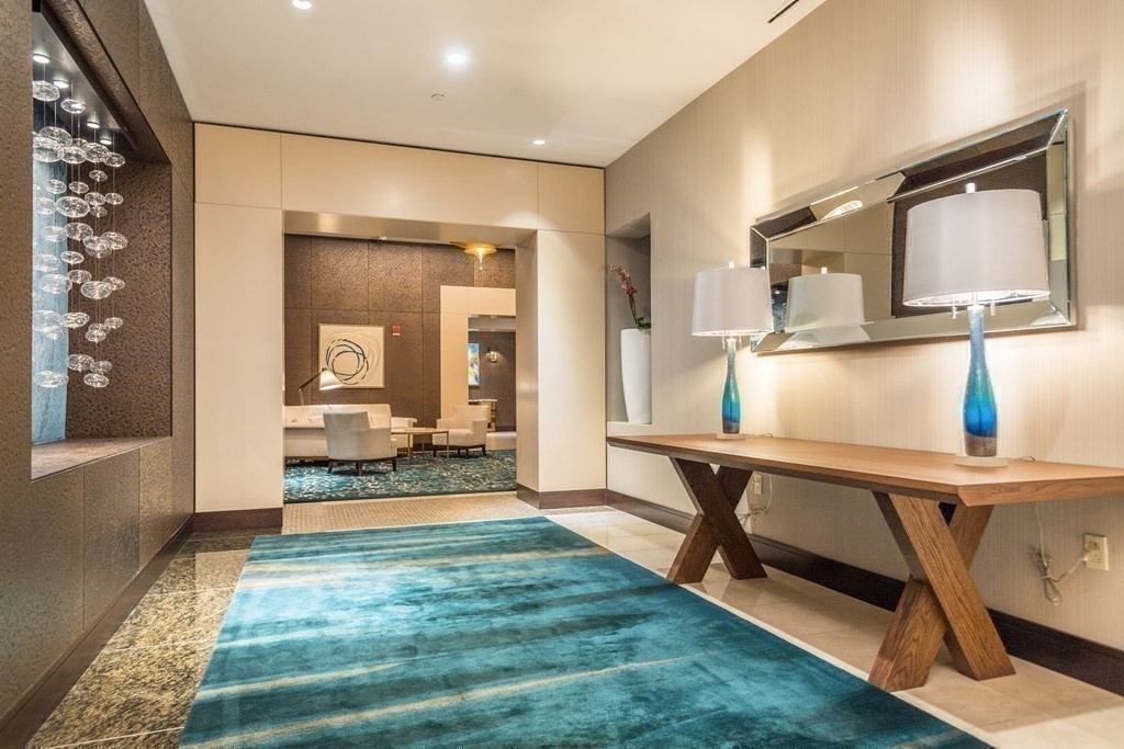 500 Atlantic Ave, Downtown