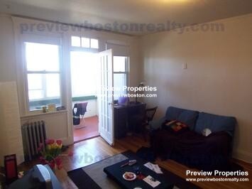 1638 Commonwealth Ave, Brighton