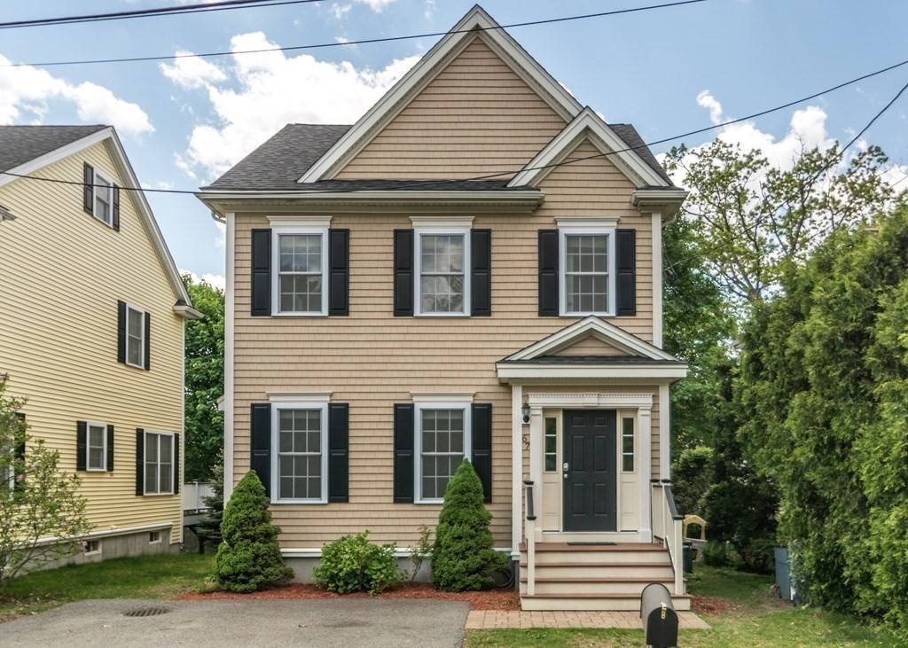 67 Trimount Ave, Waltham