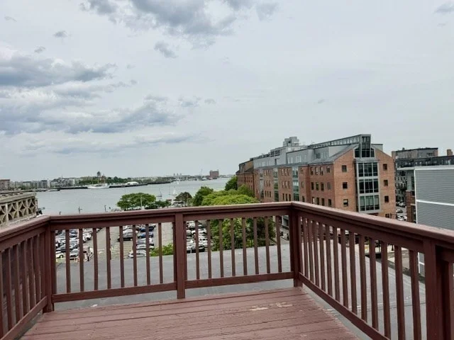 301 North St, North End