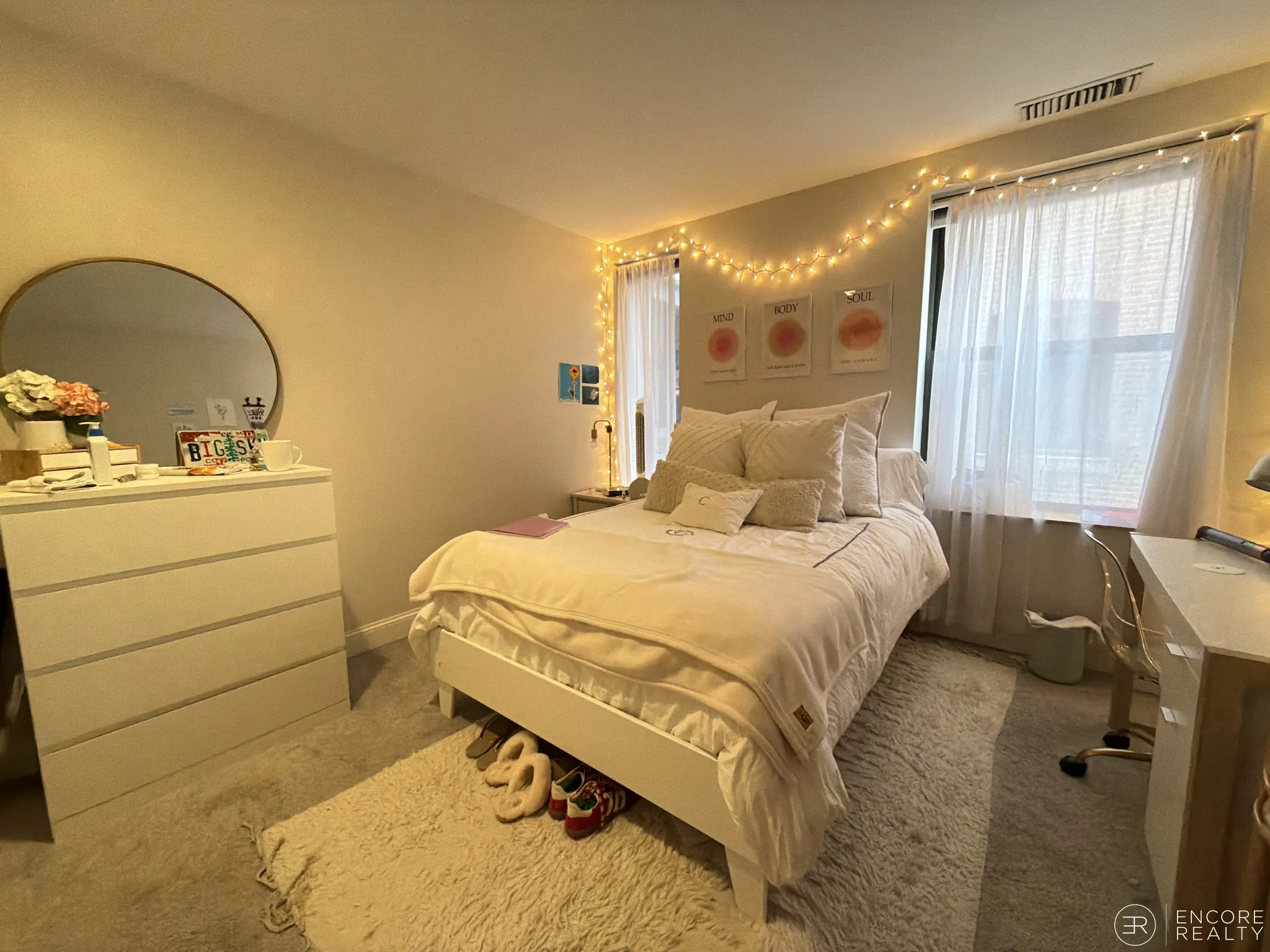 79 Gainsborough St, Fenway