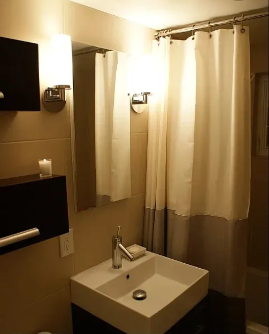 11 Marie Ave, Mid-Cambridge